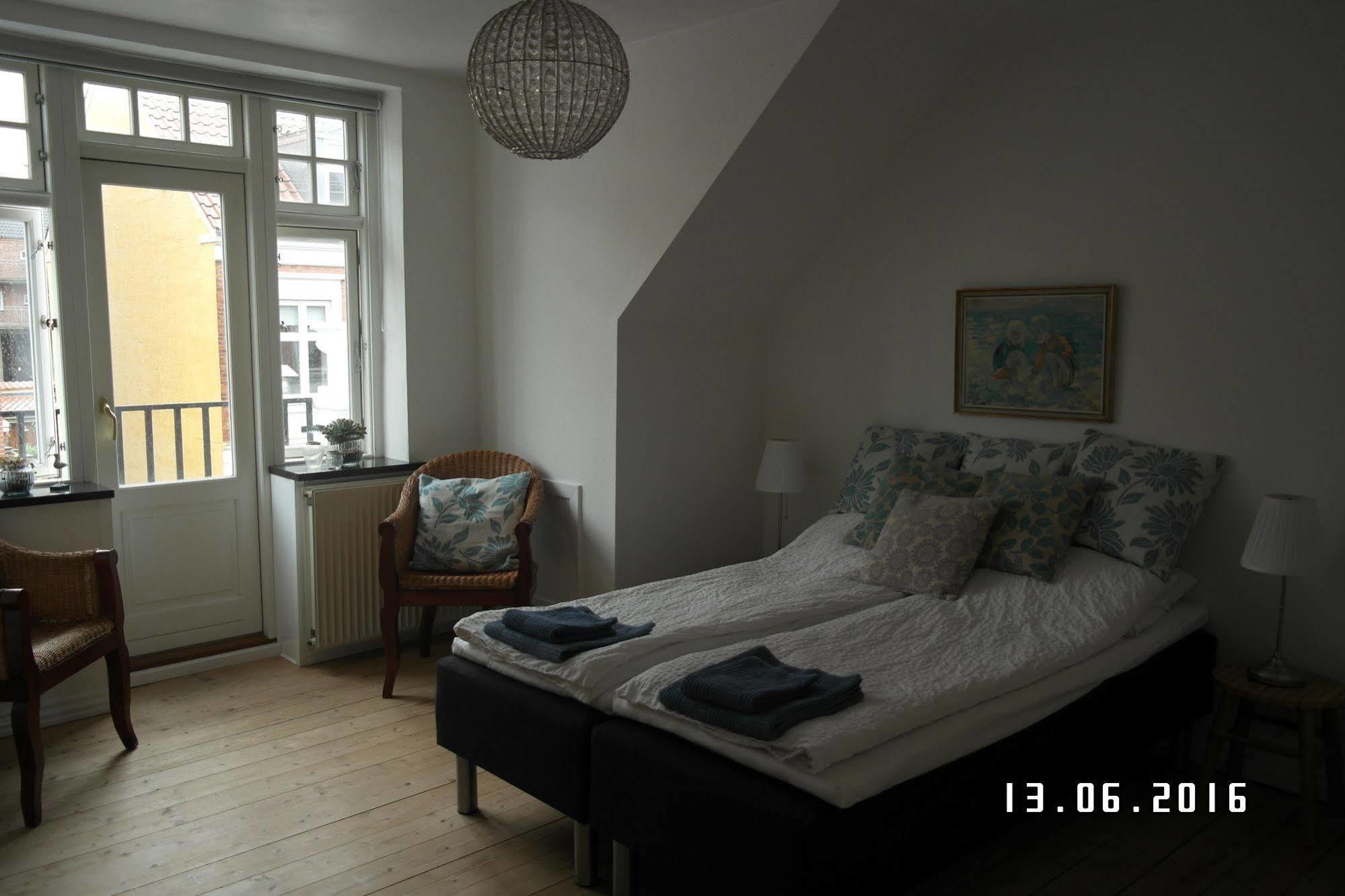 Sweethome Guesthouse Esbjerg Esterno foto