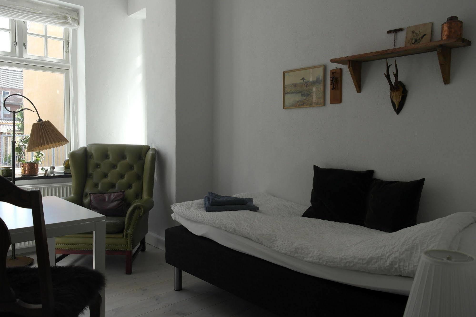 Sweethome Guesthouse Esbjerg Esterno foto